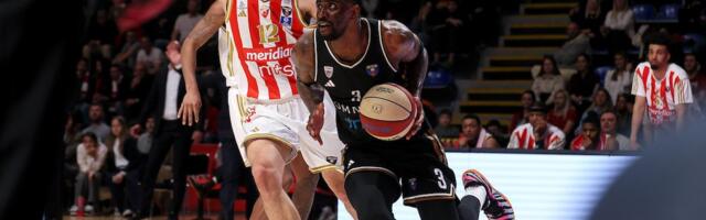 VELIKI PEH U NAJGOREM TRENUTKU! Zvezda Dubaija ozbiljno povređena u jeku borbe za plej-in