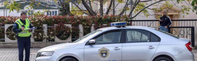 Klan Kosova: Dvoje srpskih policajaca suspendovano na severu, zatečeni nagi u službenom vozilu