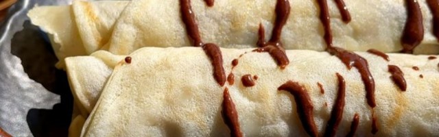 POSNE PALAČINKE BEZ MLEKA I JAJA! Omiljena poslastica svih generacija! /VIDEO/