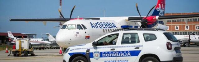 Švabica divljala na aerodromu "Nikola Tesla": Napala policiju, a onda završila u "Lazi"!