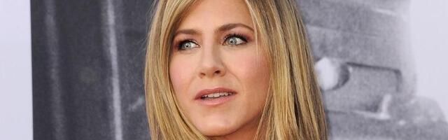 "Snimanje intimnih scena sa njom bilo MUČENJE"! Glumac otkrio nešto šokantno o Dženifer Aniston