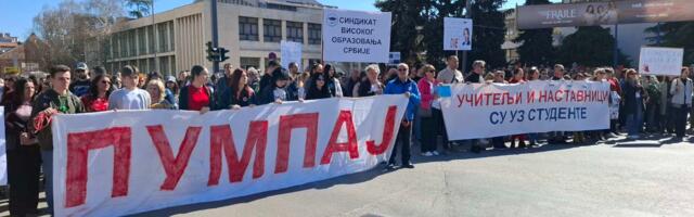 “Udar na prosvetu je udar na budućnost” poručuju studenti u blokadi u Nišu i pozivaju prosvetne radnike da se ujedine