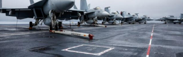 Пентагон премешта групу носача авиона ка Блиском истоку