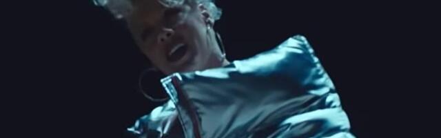 Pevačica se razvodi nakon 20 godina braka: Delovali su kao idealan par