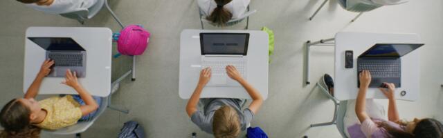 Potrošili 30 milijardi dolara na laptopove u školama, a deca su sve gluplja