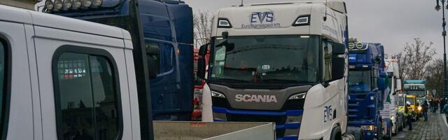 Protest u Crnoj Gori: Počela blokada teretnog saobraćaja na graničnim prelazima