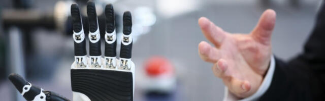 Кина оптужује Европу за дискриминацију компанија, Европска комисија одбацила критике