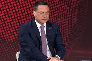 Ружић: Од јануара наставницима повећање од 12,5 одсто; трећина осмака за трећи тест бира биологију
