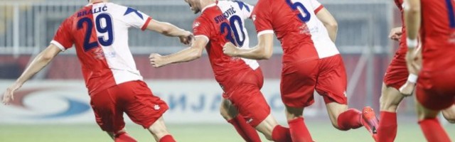 (UŽIVO) STANDARD - VOJVODINA! GOOOOOL! Voša vratila meč na početak!
