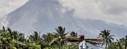 Evakuacija u Indoneziji usled povećane aktivnosti vulkana