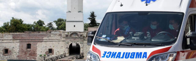 UŽASNA SCENA NA KALEMEGDANU! Dve devojke pronađene bez svesti na travi!