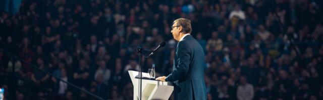 "GODINU DANA SU RUŠILI SRBIJU I PRETILI JOJ, MI NJIMA NEĆEMO" Vučić poslao moćnu poruku sa skupa SNS: Samo ćemo da ih pobedimo! Ubedljivije nego ikada! (VIDEO)