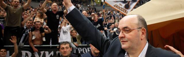 Cibona se emotivnim rečima oprostila od Vujoševića /FOTO/