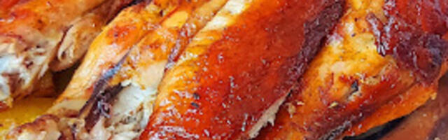 Koliko dugo treba da se peče pile u rerni? Koje je tačno vreme za najsočnije meso i hrskavu kožicu