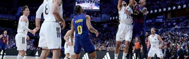 Барселона победила Реал у Мадриду 100:105