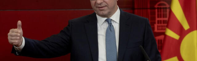 Мицкоски подржава забрану двојног држављанства за посланике, министре и председника