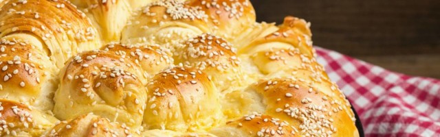 Domaća harmonika pogača - mekano, raskošno i besprekorno ukusno testo