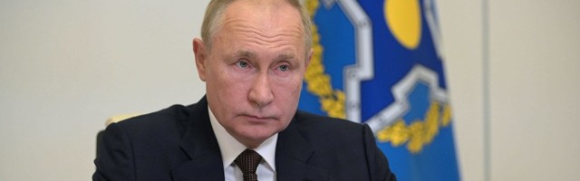 Putin: Zaraženo desetine ljudi u mom okruženju, zato sam morao u samoizolaciju