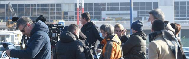 Novinari i navijači čekali Novaka na aerodromu u Beogradu, on ih sve izbegao i otišao kući