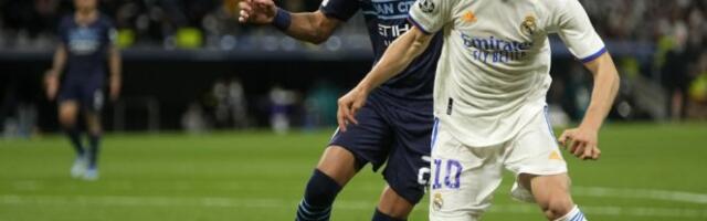 NE POKUŠAVAJTE DA SHVATITE ŠTA JE REAL! Hrvat u DELIRIJUMU nakon pobede! (FOTO)