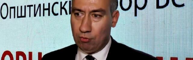 Đak generacije odbio da se rukuje s predsednikom opštine u Bečeju (FOTO)