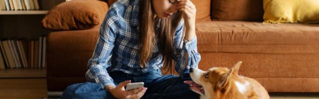 Vaš pas zna kada ste pod stresom – i evo kako to utiče na njega