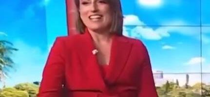 Voditeljka usred emisije podigla noge pa pokazala svoj skriveni talenat: Sad smo sve videli, zaista