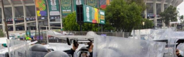 Haos na otvaranju Mundijala u Meksiku: Sukobi demonstranata i policije ispred stadiona