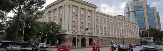 CELIH 7 LJUDI NA PROTESTU PROTIV SRBIJE! Propao plan albanskih nacionalista u Tirani /VIDEO/