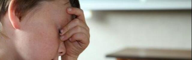 NASTAVNICA ENGLESKOG TERALA PRVAČIĆA DA KLEČI ZA KAZNU?! Tviteraši besni zbog događaja u BEOGRADSKOJ ŠKOLI