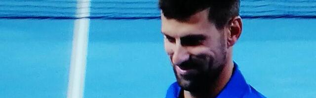 Opet problemi, ali i Novak u 3. kolu Melburna