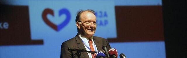 "Vlada širi netačne informacije da je EU već "dala zeleno svetlo" za otvaranja klastera 3"