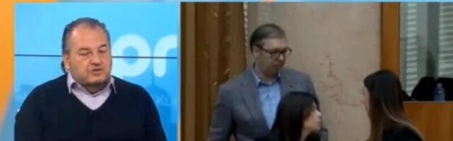 IZA LAŽI O ZVUČNOM TOPU KRIJE SE PODMUKLI PLAN! Proglasovac poručio Vučiću da hoće na vlast bez izbora (VIDEO)