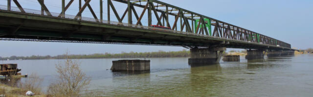 Devojka skočila sa Pančevačkog mosta, a onda se desilo čudo!