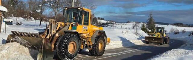 Kvarovi na elektromreži širom Srbije! Jako olujno nevreme zahvatilo veliki deo zemlje, sneg napravio haos!