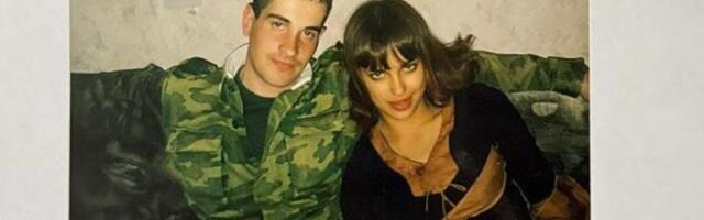 Gola u kadi, vojnik u kući, tapete: Najlepša žena sveta objavila slike odrastanja u Rusiji (GALERIJA)