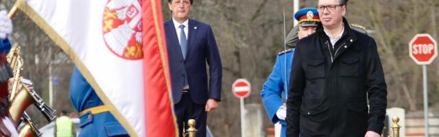 Gašić najavio nova ulaganja u obnovu naoružanja Srbije