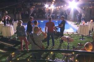 Ко су победници пете сезоне серијала „На вечери код“, сазнаћемо вечерас