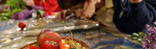 MOLITVA KOJU SVAKI PRAVOSLAVNI VERNIK TREBA DA PROČITA NA VASKRS: Božanske reči Akatista Vaskrsenju Hristovom donose blagodat u dom