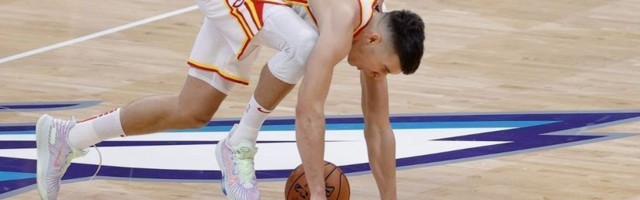 Bogdan van stroja iz predostrožnosti, Atlanta na -44 u Filadelfiji, Vestbruk nastavio da piše istoriju (VIDEO)