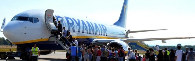Nišlijka je krenula u Nemačku, a  svi na aerodromu su prasnuli u smeh kada su videli šta je spakovala u kofer