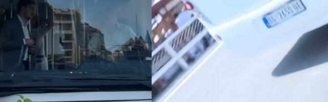 Turistički autobus iz Niša povučen “iz tehničkih razloga” a vozio Vučića na otvaranju auto-puta