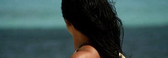 DA LI SE SEĆATE LEPE RADE?! Pevačica promenila umetničko ime i izgradila karijeru, važila za bombu,  nedavno se razvela, a ovako danas izgleda (FOTO)