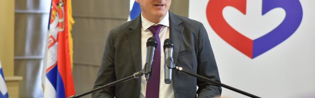 Cvejić (SRCE): Vučićev jučerašnji rastanak sa ćacilendom na RTS trajao sedam minuta, to vredi kao sedam sati na Informeru