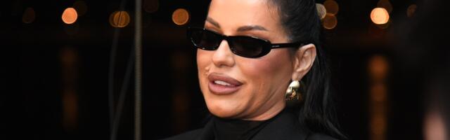 "Ana Bekuta NIKADA NIJE IMALA MRLJU!" Seka Aleksić reagovala na to što su njenu koleginicu GAĐALI GRUDVAMA na koncertu u Čačku