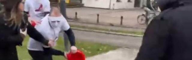 Mladi Kula: Maskirani napadači nas polili farbom, među njima i Šulc (VIDEO)