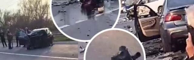 PRVI SNIMCI HORORA NA OBRENOVAČKOM PUTU! Jezivi prizori na licu mesta - delovi vozila rasuti po putu, od automobila nije ostalo ništa! (VIDEO)