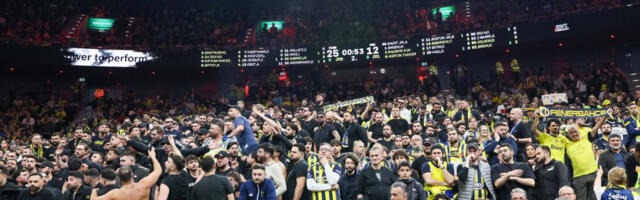 Skandal na Pešićevoj utakmici: Tuča huligana bacila senku na trijumf nad liderom (VIDEO)