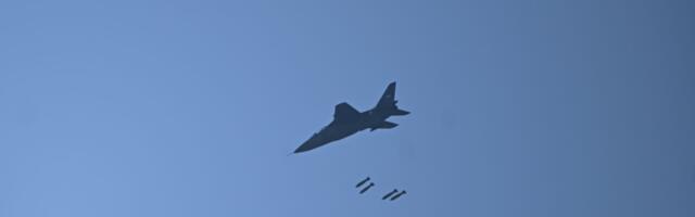 Srbija će 'povećati broj' kineskih raketa, najavio Vučić na vojnoj vežbi