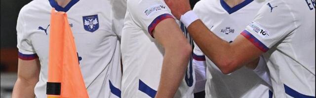 BIVŠI TRENER REAL MADRIDA PREUZEO PREMIJERLIGAŠA! Legendarni Španac će trenirati srpskog reprezentativca, navijači su u transu!